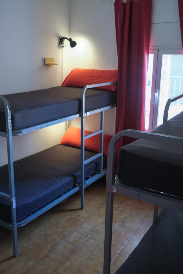 Mana Mana Youth Hostel Τόσα ντε Μαρ Εξωτερικό φωτογραφία