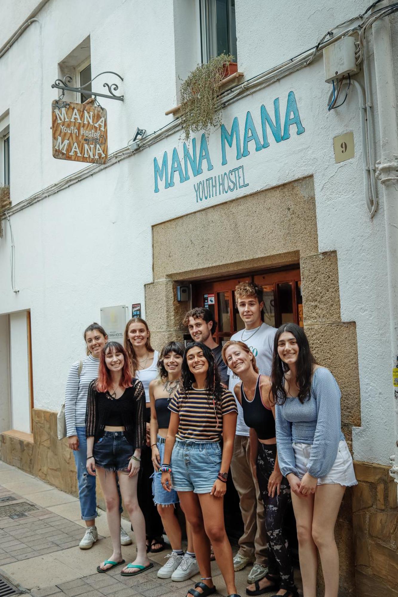 Mana Mana Youth Hostel Τόσα ντε Μαρ Εξωτερικό φωτογραφία